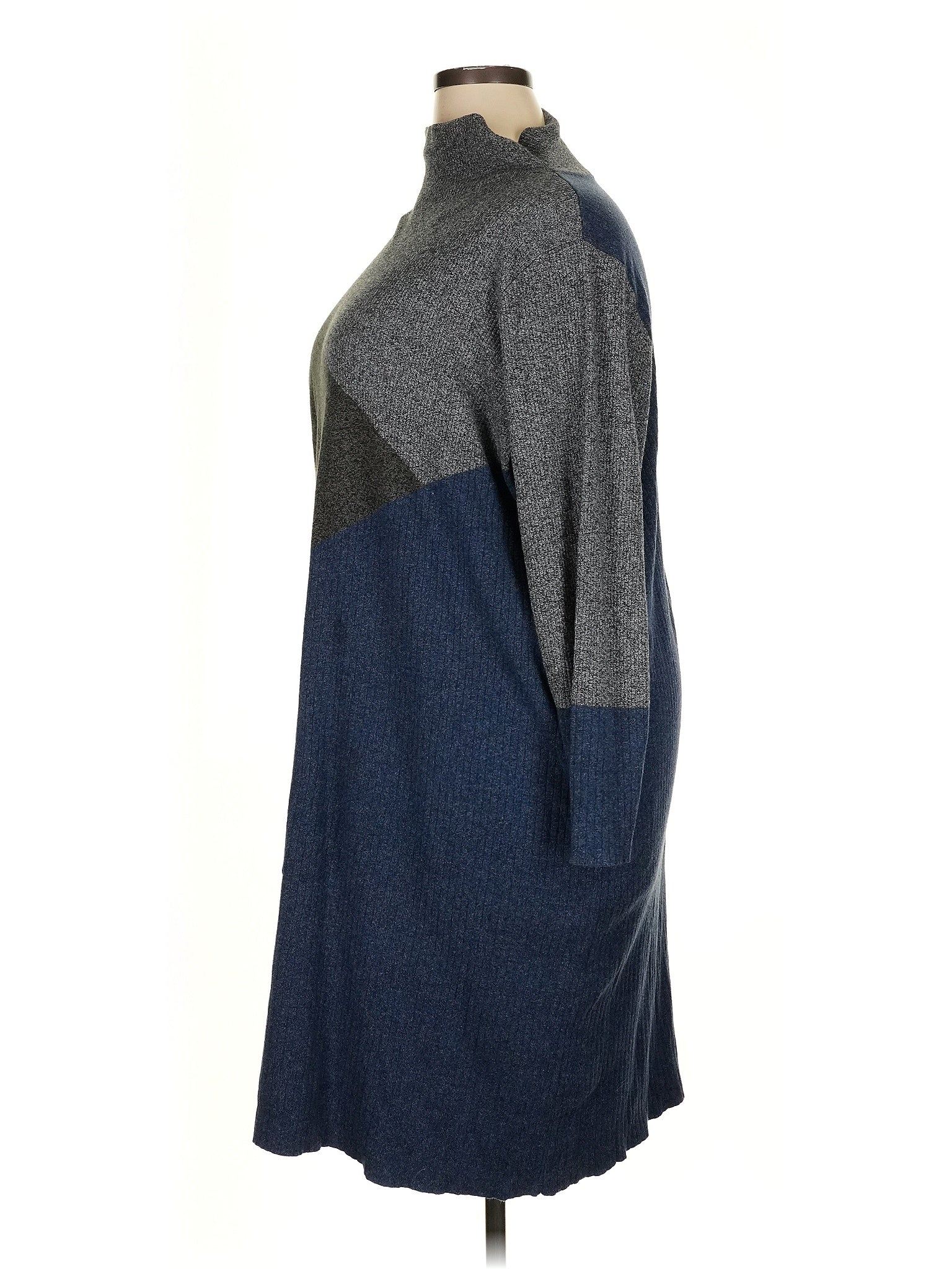 4 size - 2X W
