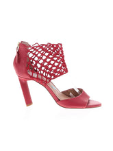 1 shoe size - 7 1/2